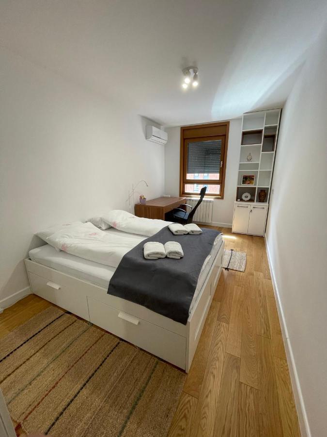 Happy Corner New Daire Belgrad